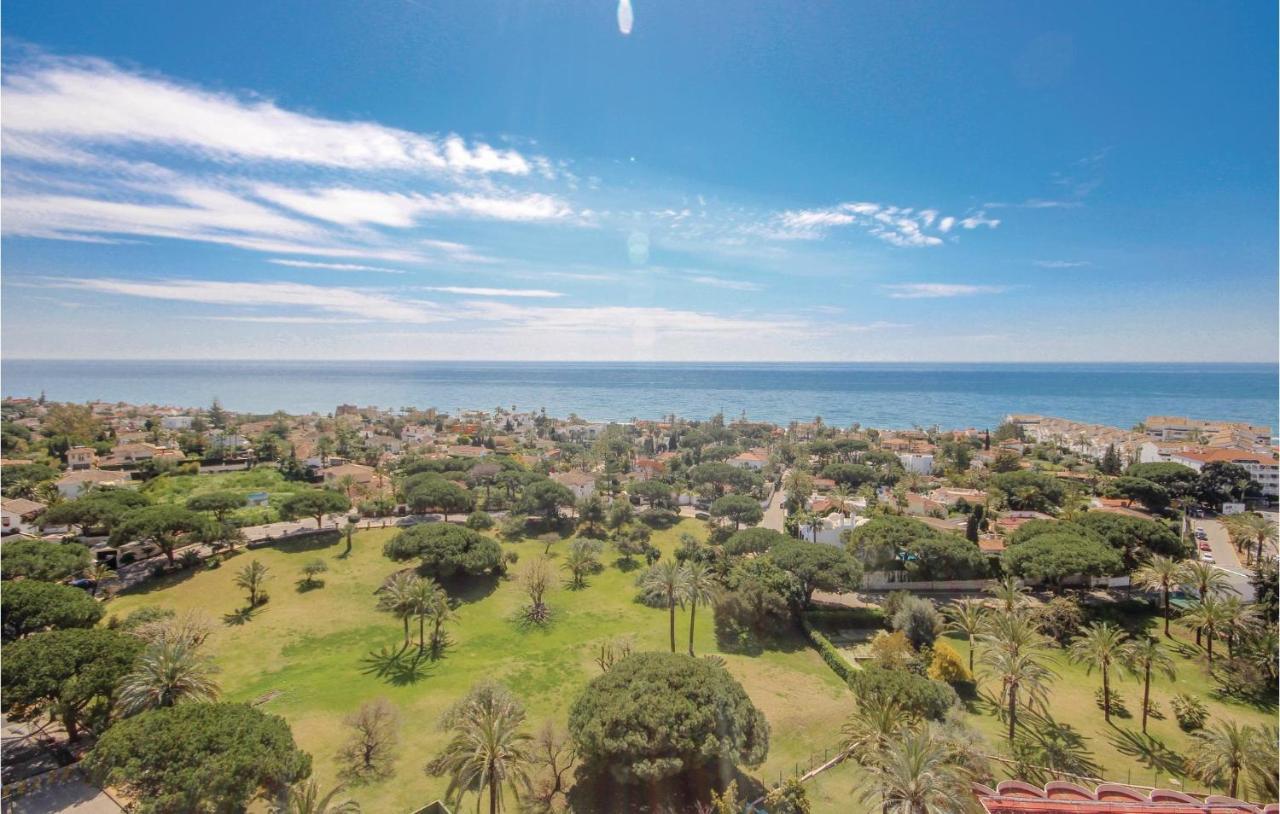Sunny Apartment In Marbella Kültér fotó